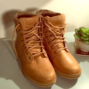 🌲Cliffs by White Mountain🌲BNIB🎉